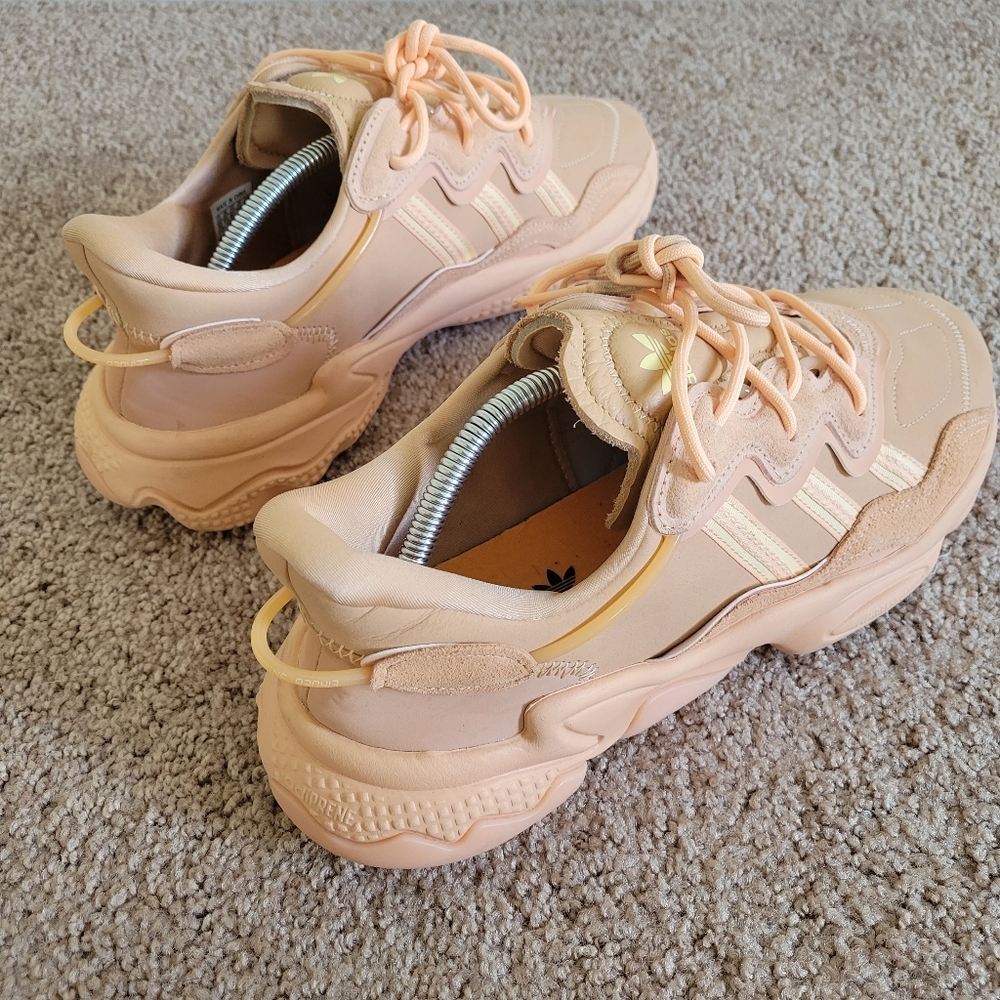 ADIDAS Men's Originals OZWEEGO Glow Orange FZ1962 Size 12 - Picture 5 of 14